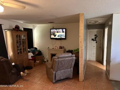 24899 Crawford Road Callahan FL 32011