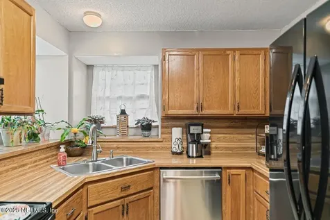 610 Harrington Lane Jacksonville FL 32221