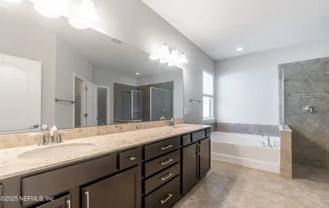 11544 Dunforth Cove Drive Jacksonville FL 32218