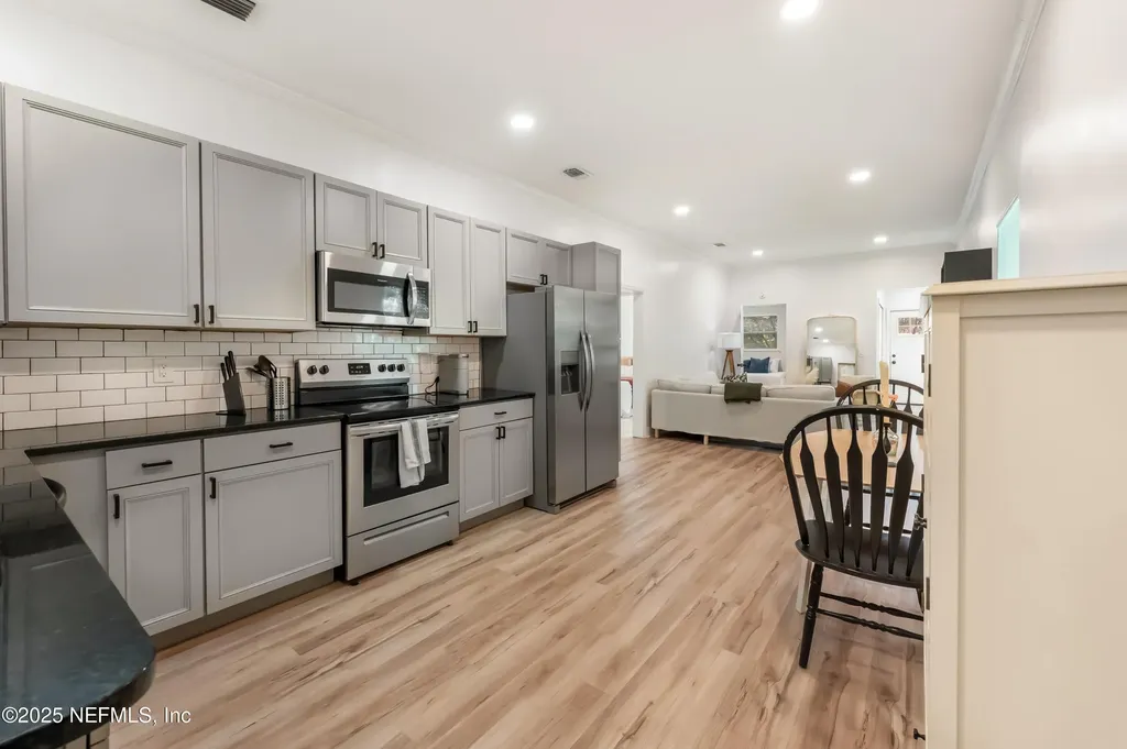 3319 Gilmore Street Jacksonville FL 32205