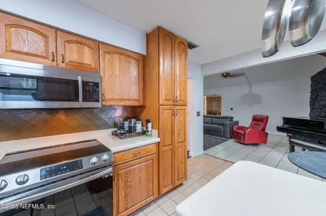 11515 Sedgemoore Drive E Jacksonville FL 32223