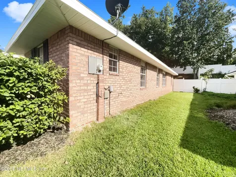 7700 Lookout Point Drive Jacksonville FL 32210