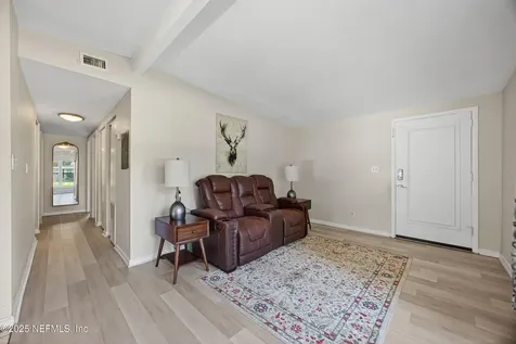 3017 Lorman Drive Jacksonville FL 32223