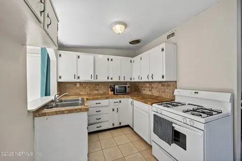 3017 Lorman Drive Jacksonville FL 32223