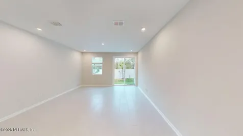 1021 Egret Branch Way Jacksonville FL 32218