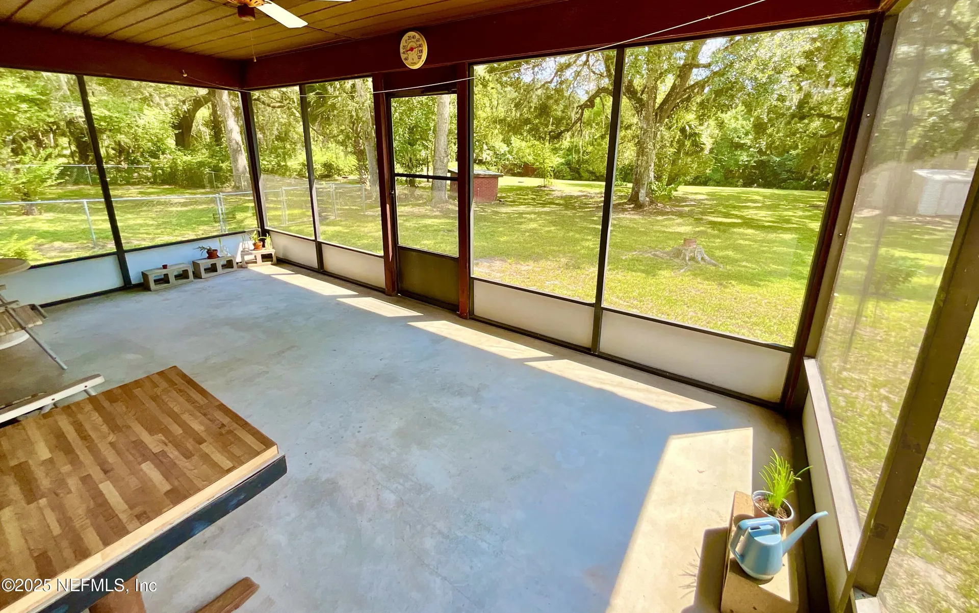 137 Oak Circle Interlachen FL 32148