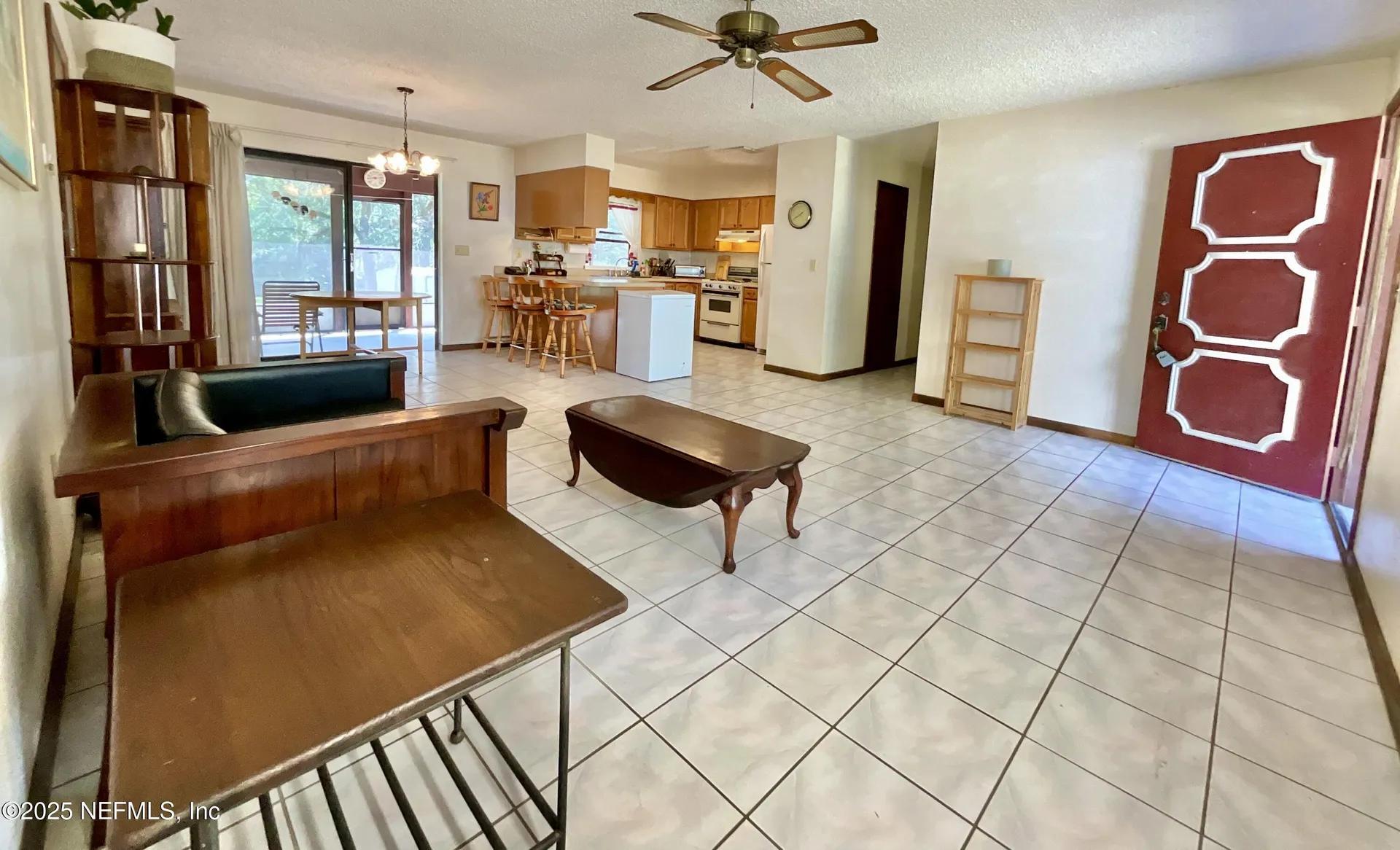 137 Oak Circle Interlachen FL 32148