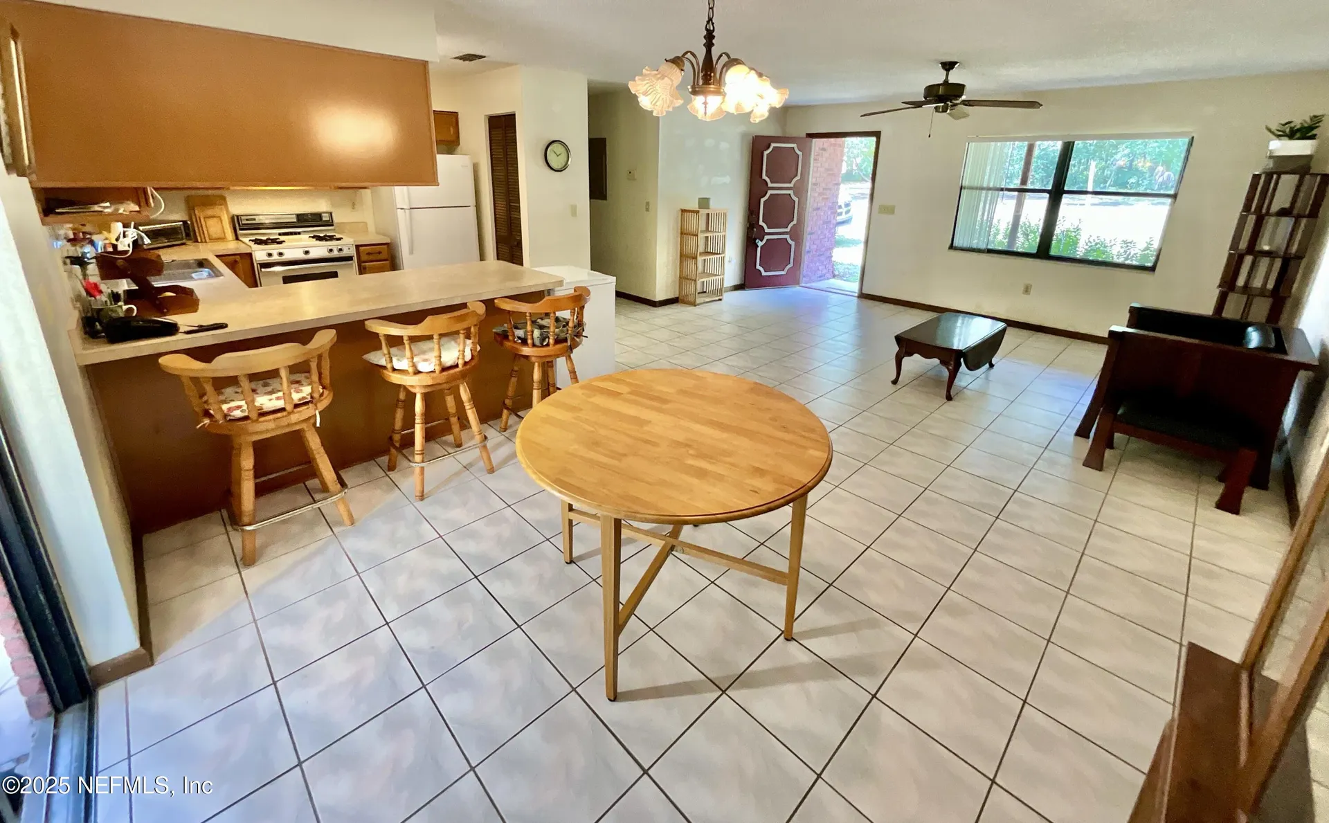 137 Oak Circle Interlachen FL 32148