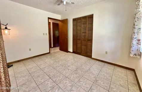 137 Oak Circle Interlachen FL 32148