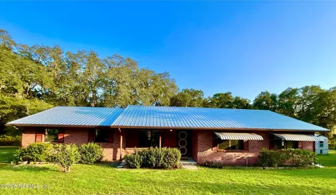 137 Oak Circle Interlachen FL 32148
