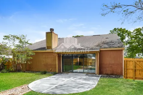 8038 Loch Lomond Lane Jacksonville FL 32244