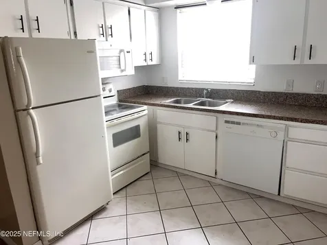 5201 Atlantic Boulevard Jacksonville FL 32207