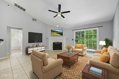 7751 Fawn Lake Drive S Jacksonville FL 32256