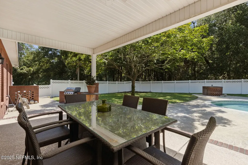 87377 Raddin Road Yulee FL 32097