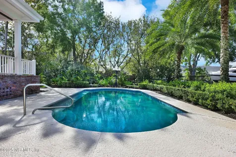 143 S Roscoe Boulevard Ponte Vedra Beach FL 32082