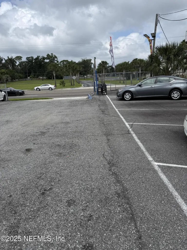 7328 Atlantic Boulevard Jacksonville FL 32211