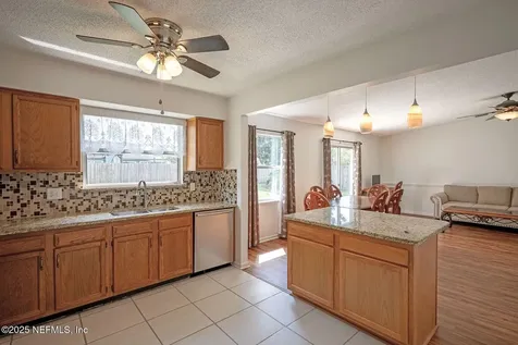 11873 Marabou Court N Jacksonville FL 32223