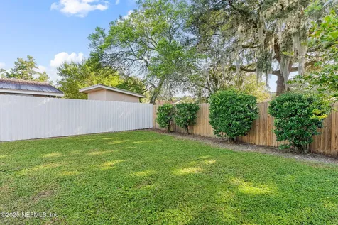 3225 Sandhurst Road E Jacksonville FL 32277