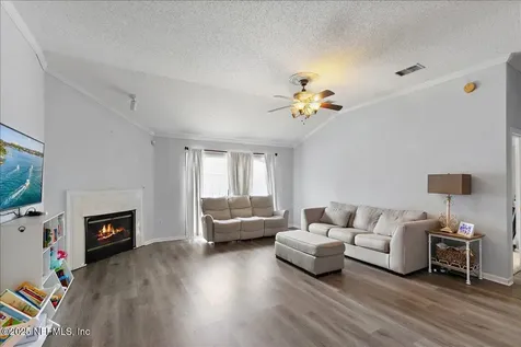 2450 Bentwater Drive W Jacksonville FL 32246