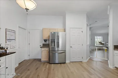 2450 Bentwater Drive W Jacksonville FL 32246
