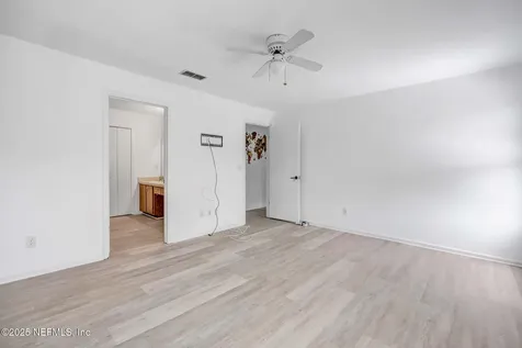 1621 Cove Landing Drive Jacksonville FL 32233