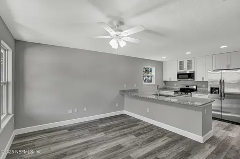 2258 W 45th Street Jacksonville FL 32209