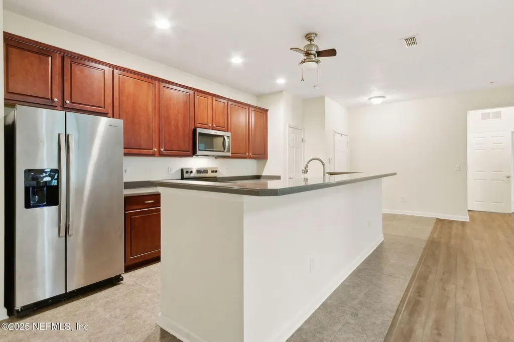 13364 Beach Boulevard Jacksonville FL 32224