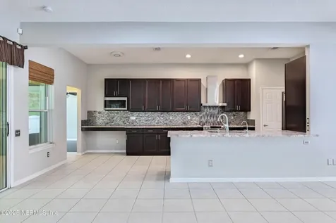 10557 Roundwood Glen Court Jacksonville FL 32256