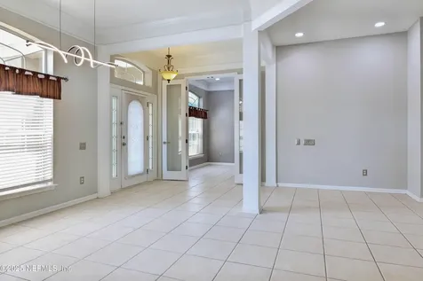 10557 Roundwood Glen Court Jacksonville FL 32256
