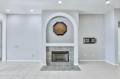 10557 Roundwood Glen Court Jacksonville FL 32256