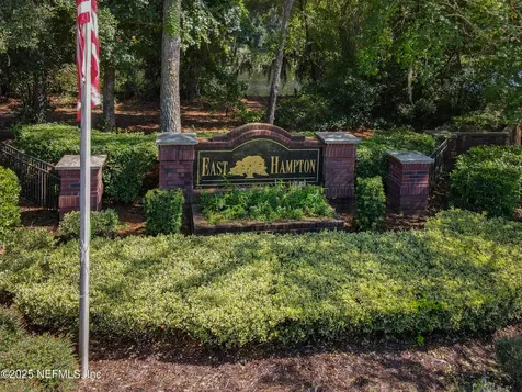 10557 Roundwood Glen Court Jacksonville FL 32256