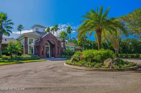 10557 Roundwood Glen Court Jacksonville FL 32256