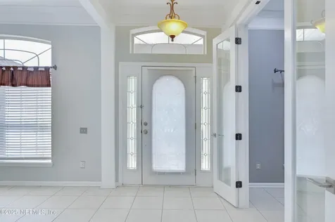 10557 Roundwood Glen Court Jacksonville FL 32256