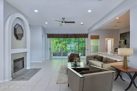 10557 Roundwood Glen Court Jacksonville FL 32256