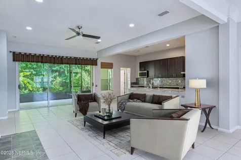 10557 Roundwood Glen Court Jacksonville FL 32256