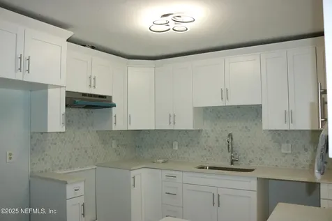 2242 Lake Lucina Drive Jacksonville FL 32211