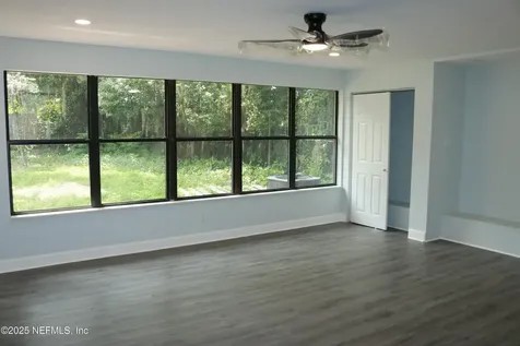 2242 Lake Lucina Drive Jacksonville FL 32211