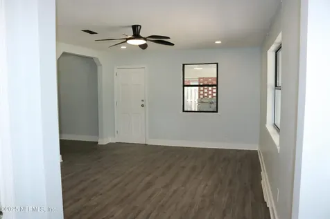 2242 Lake Lucina Drive Jacksonville FL 32211