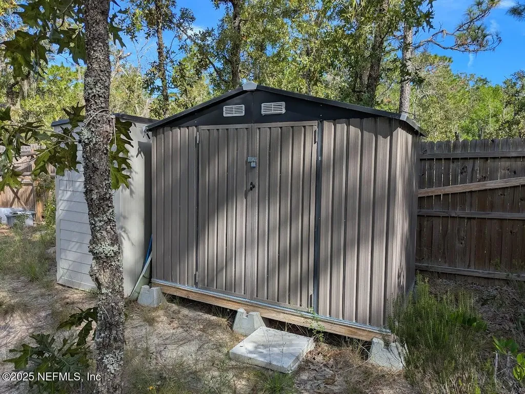 442 Akron Street Interlachen FL 32148