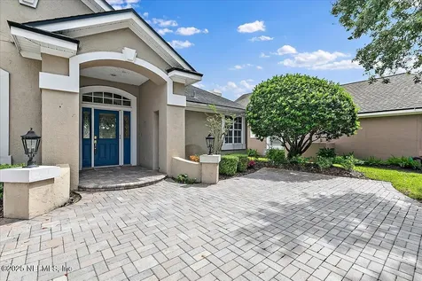 3817 Michaels Landing Circle E Jacksonville FL 32224
