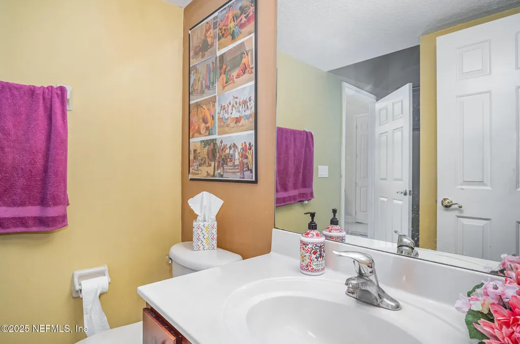 4536 Ecton Lane E Jacksonville FL 32246