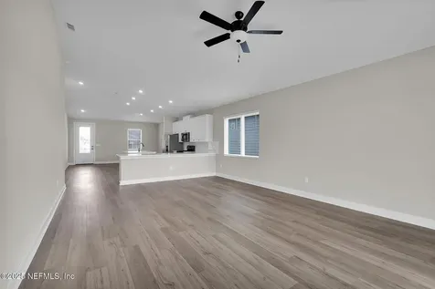 2128 Black Glass Place Middleburg FL 32068