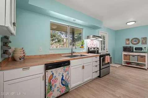 3452 Hoover Lane Jacksonville FL 32277