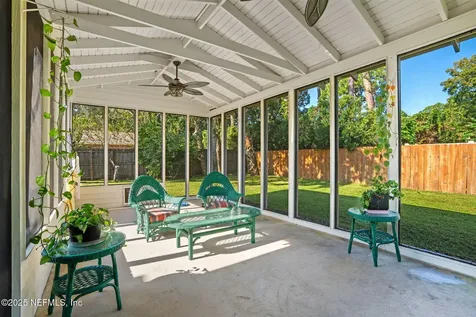3452 Hoover Lane Jacksonville FL 32277