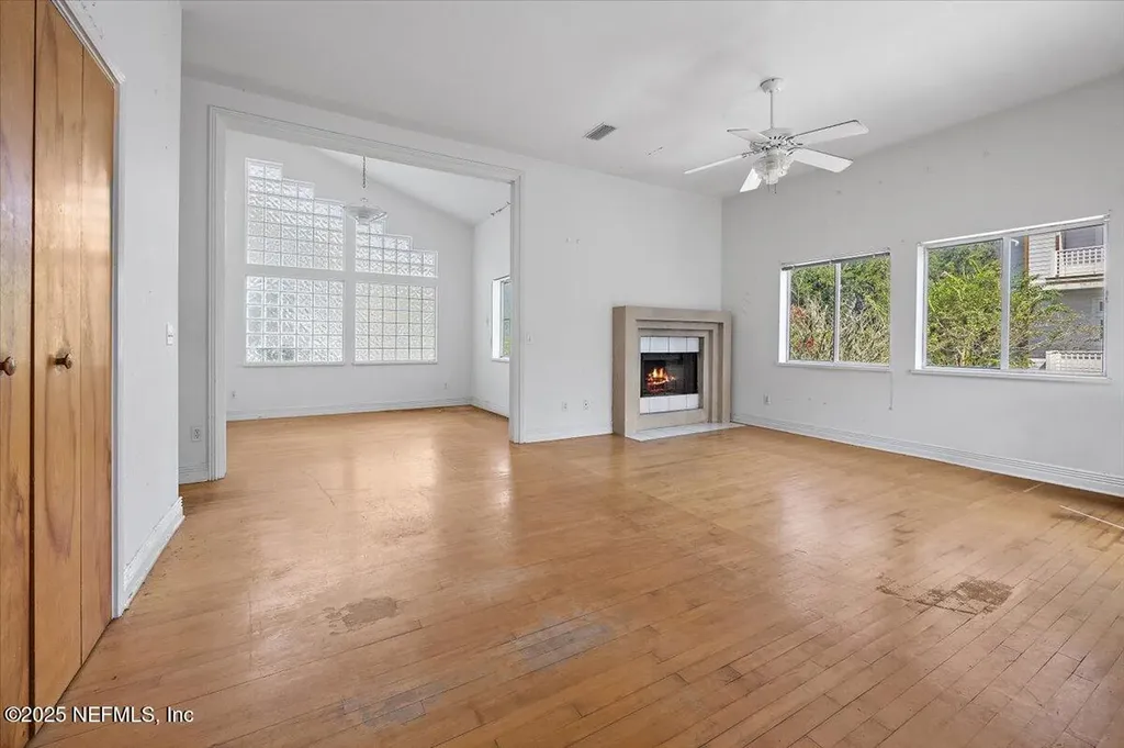 94 Oceanside Drive Atlantic Beach FL 32233