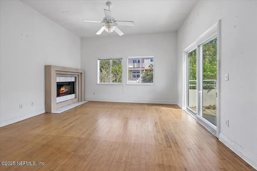 94 Oceanside Drive Atlantic Beach FL 32233