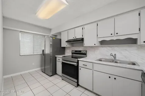 2104 Dunes Way Drive W Jacksonville FL 32225