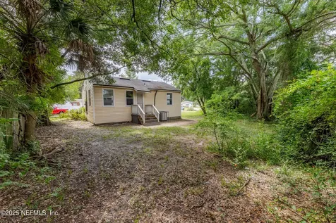 681 Chestnut Drive Jacksonville FL 32208