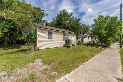 681 Chestnut Drive Jacksonville FL 32208