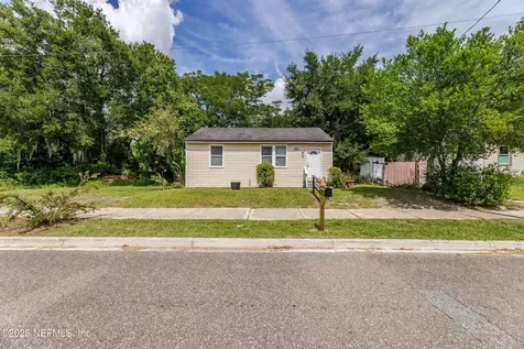 681 Chestnut Drive Jacksonville FL 32208